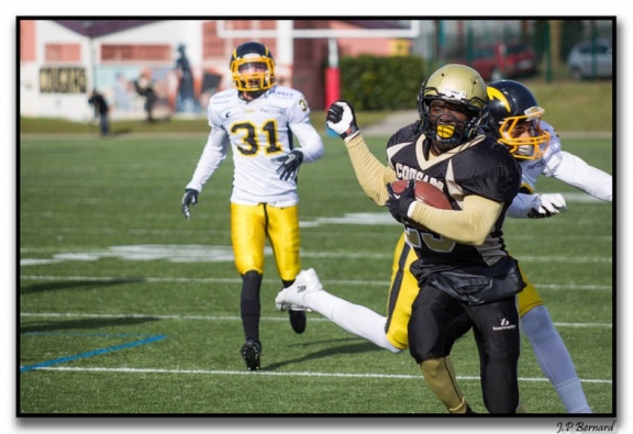 CougarsFlashs22.02.15063